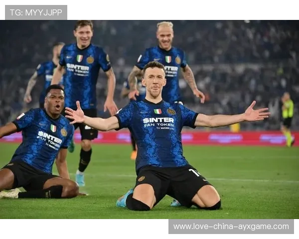 国际米兰签下荷兰进攻手