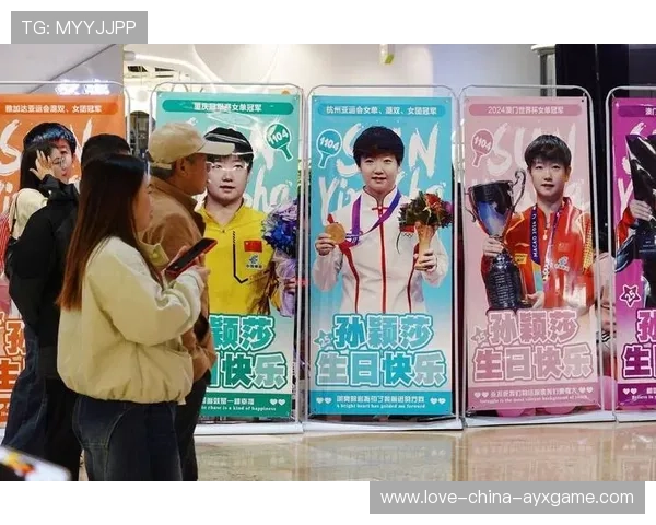 世界冠军生日趴奢华曝光,网友:太夸张